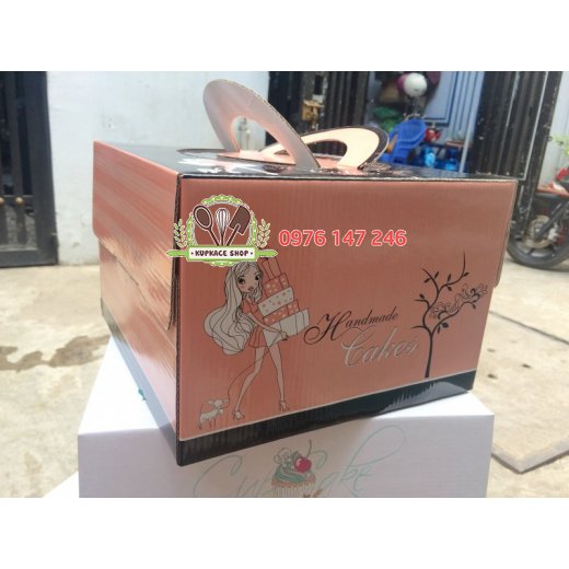 Hộp bánh kem kèm đế 25cm