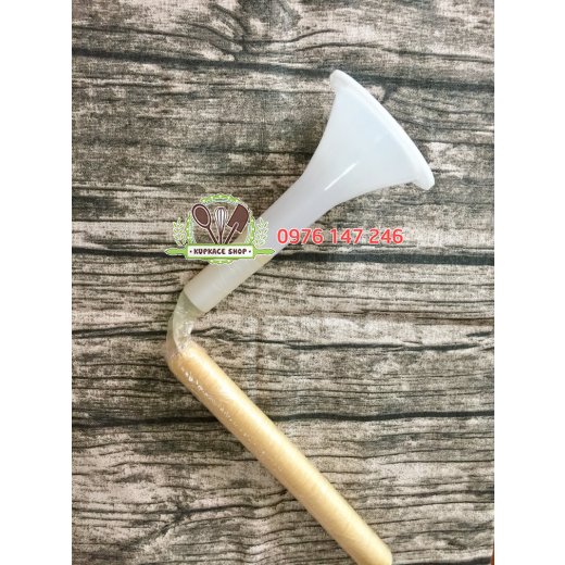 Phễu nhồi nhân xúc xích / lạp xưởng