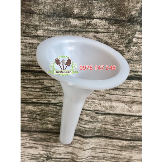 Phễu nhồi nhân xúc xích / lạp xưởng