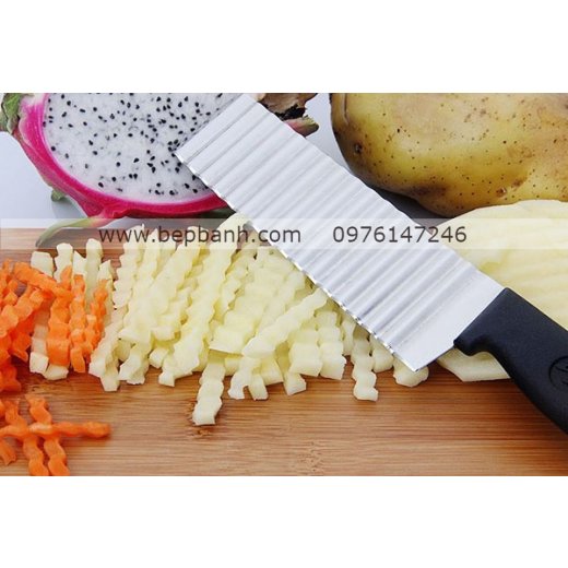 Dao cán đen lượn sóng 24cm Dao cán đen lượn sóng 24cm