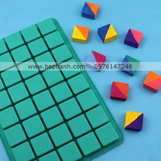 Khuôn silicon 40 ô vuông 3cm