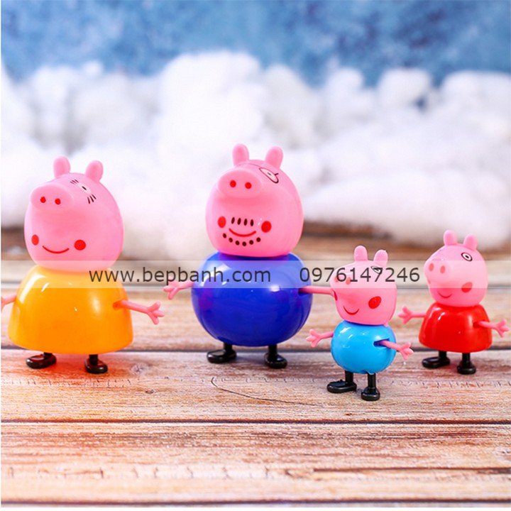 Trang trí bánh kem - 4 con heo peppa Trang trí bánh kem - 4 con heo peppa