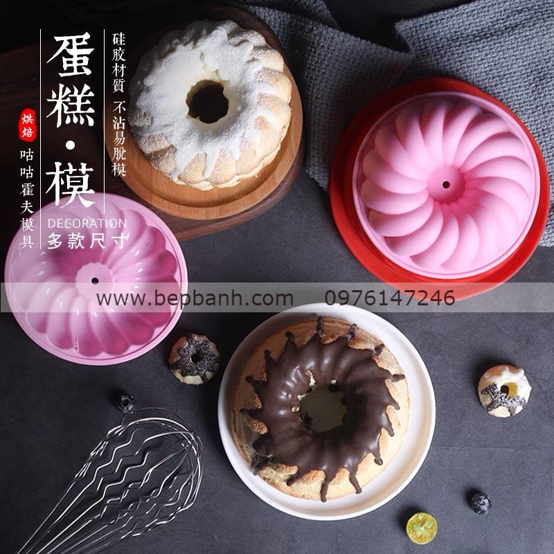 Khuôn silicon tròn bí có lõi 13cm Khuôn silicon tròn bí có lõi 13cm