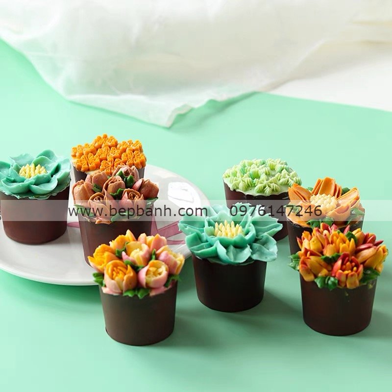 Bộ 9 đuôi Nga kèm chốt Bộ 9 đuôi Nga kèm chốt